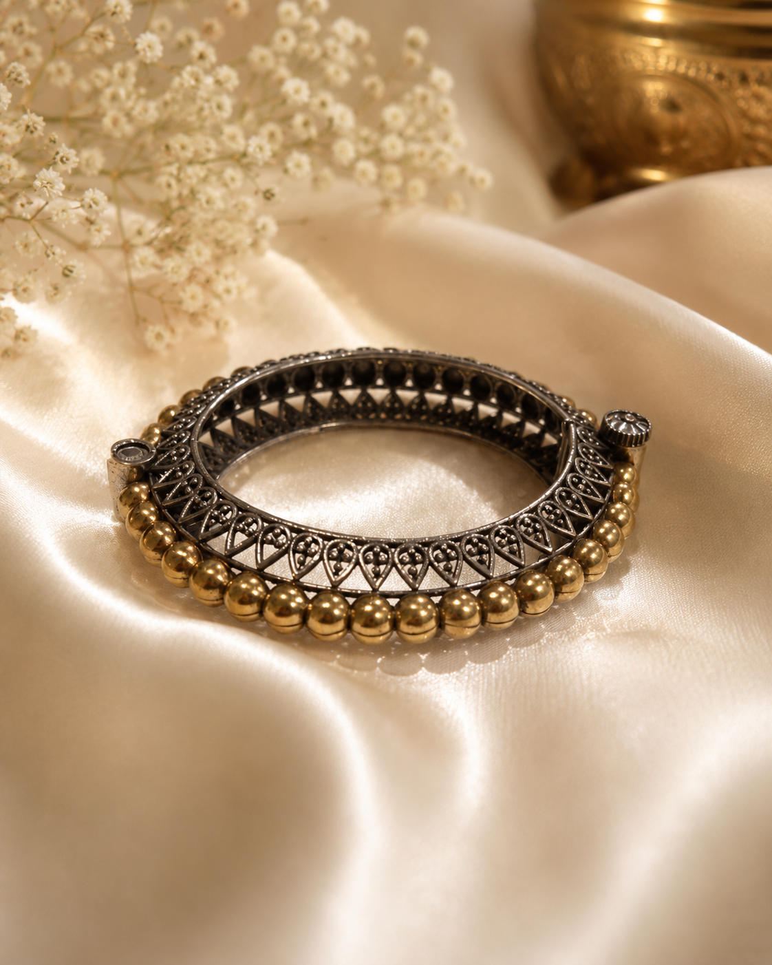 Dual tone bangles